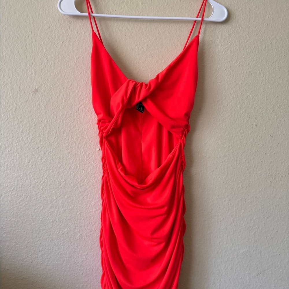 Forever 21 Women’s Orange Ruched Cutout Bodycon Dress Size Small Spaghetti Strap - Picture 2 of 3